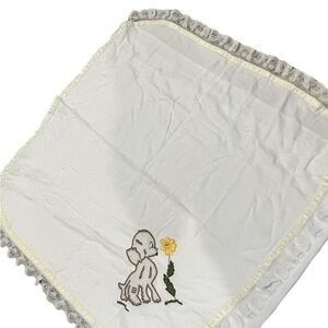 Vintage 1950s Newborn White Baby Blanket with Embroidered Puppy Design lace